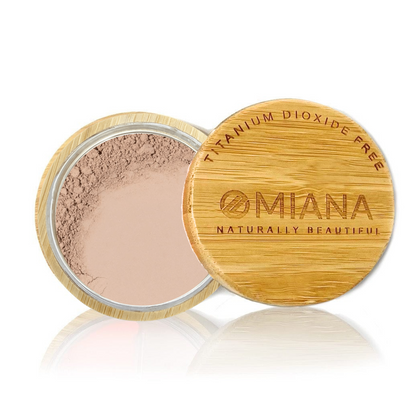 Omiana vegan Loose Powder Mineral Makeup Titanium Dioxide-Free Mica-Free in an Open bamboo container with a bamboo lid on a white background